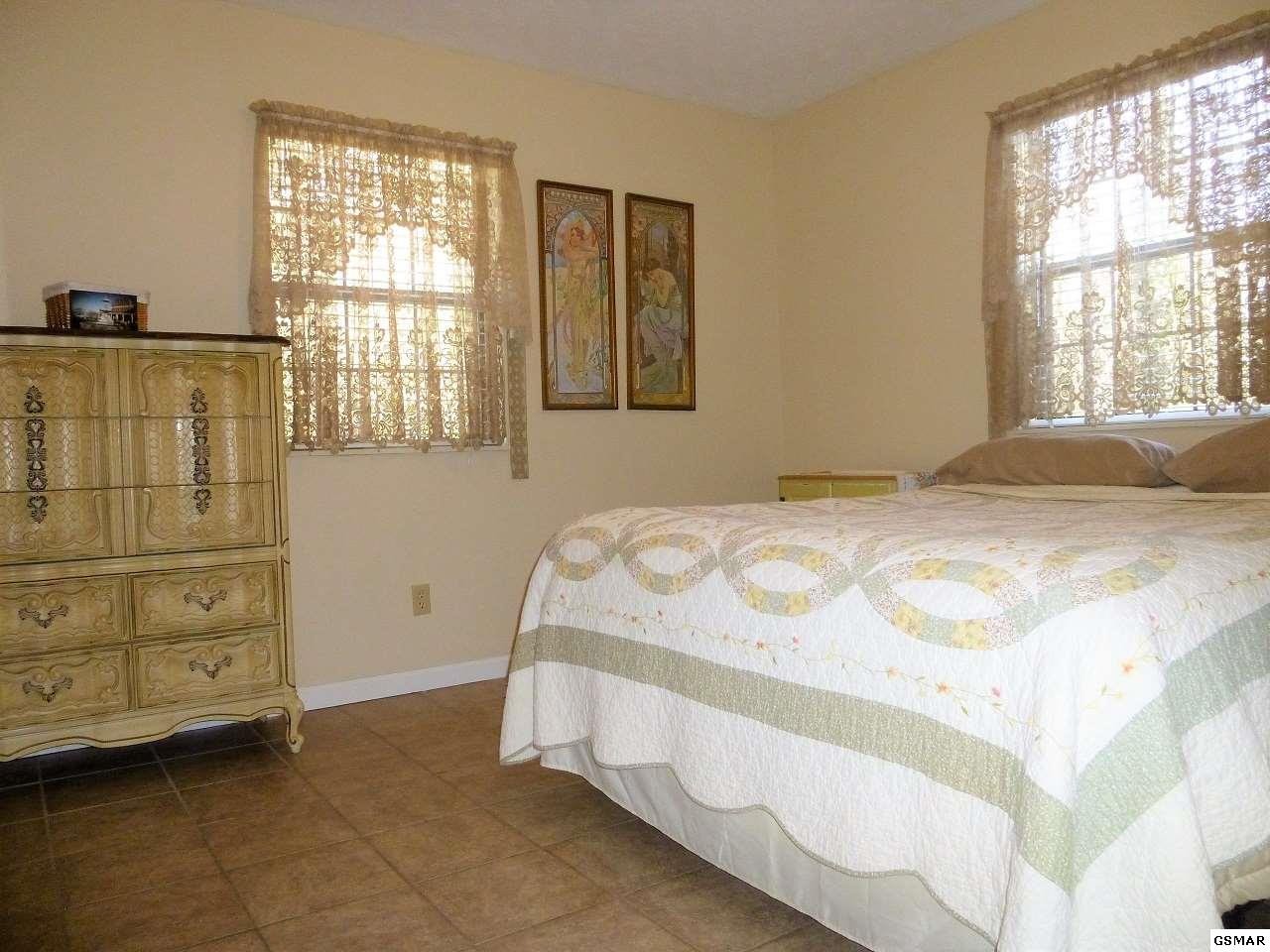 4957 Ledford Road Cosby, TN 37722 - Photo 21 of 36 Gallery Image 21