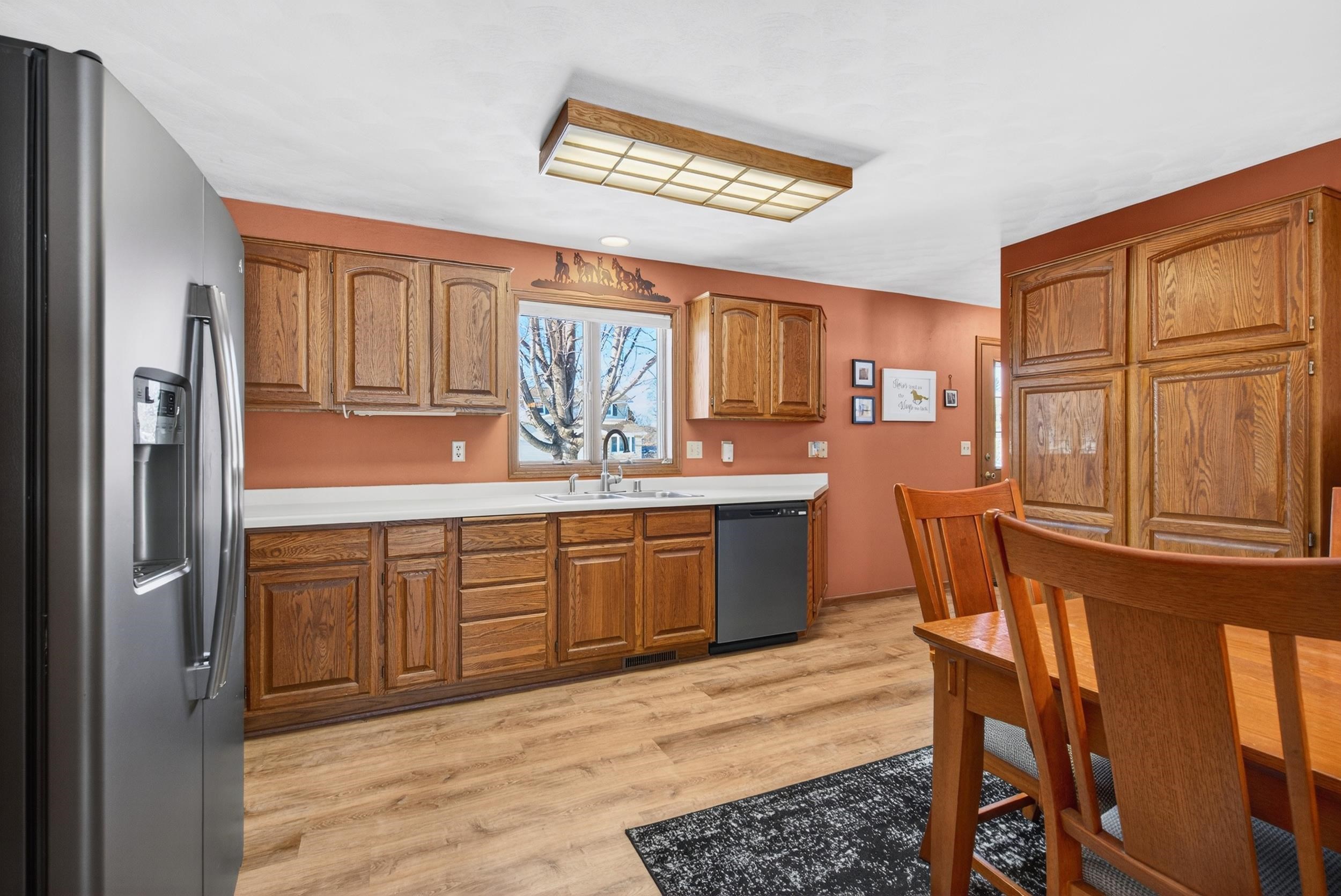 144 Baldwin Court Appleton, WI 54915 - Photo 12 of 31