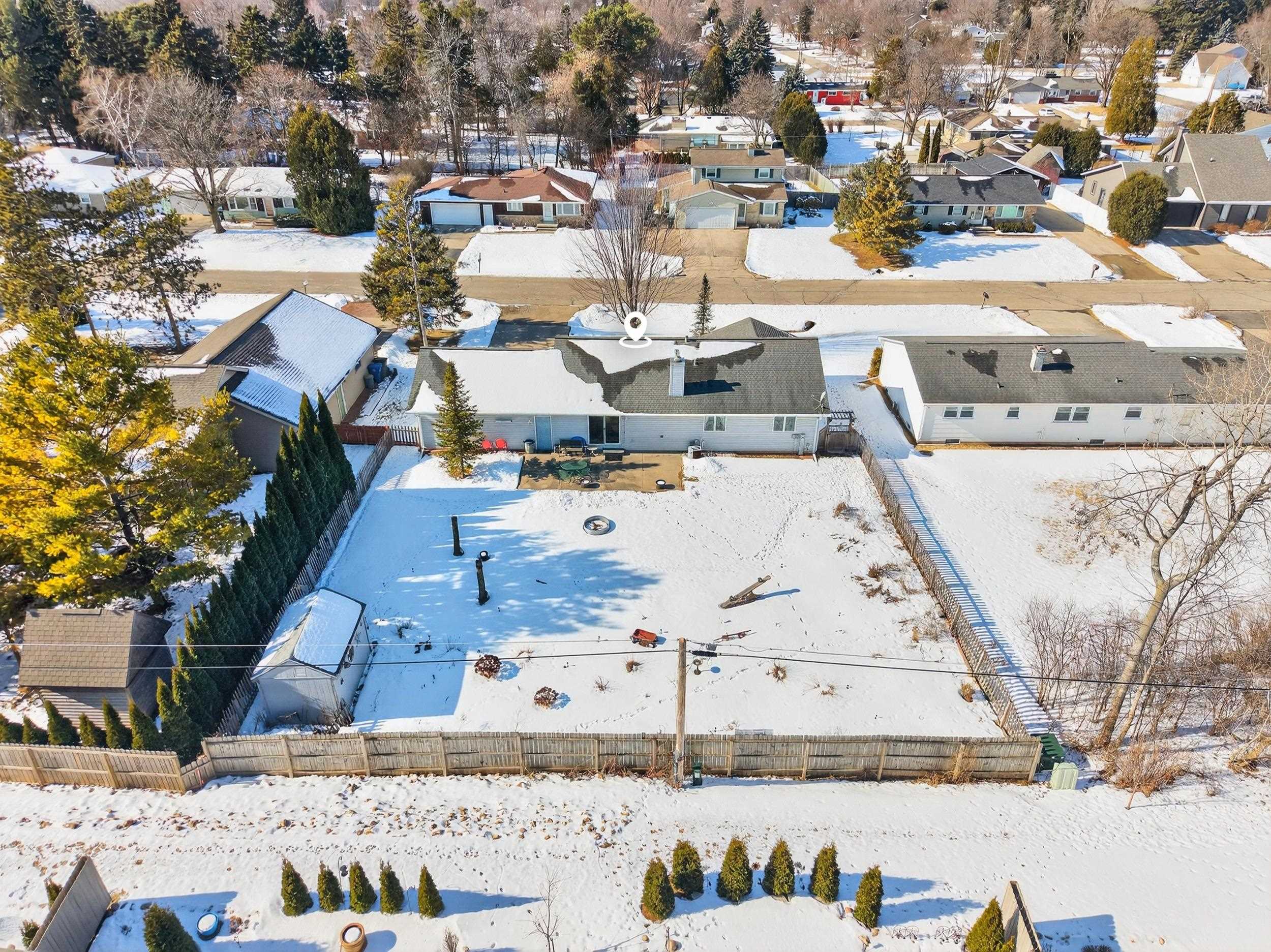 144 Baldwin Court Appleton, WI 54915 - Photo 6 of 31