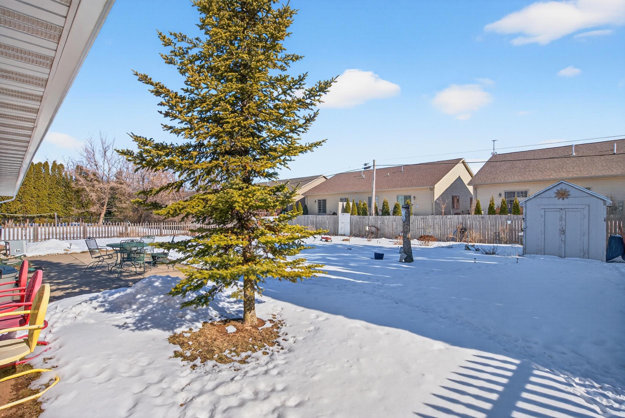 144 Baldwin Court Appleton, WI 54915 - Photo 8 of 31