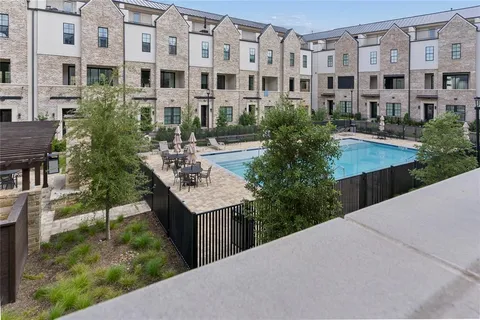 $659,900 | 625 Dalton Lane, Irving, TX 75039