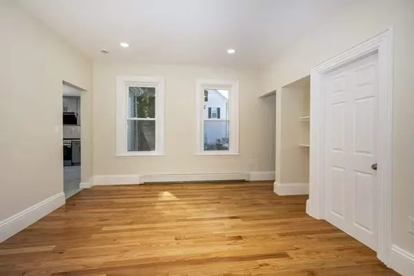 $4,000 | 1297 Pleasant Street, Weymouth, MA 02189