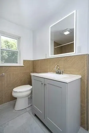 $4,000 | 1297 Pleasant Street, Weymouth, MA 02189