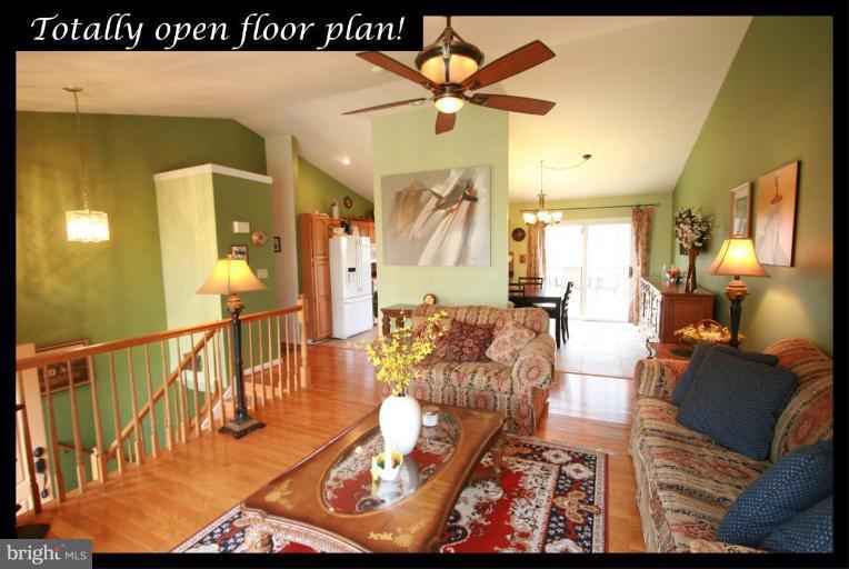 6632 East Lakeridge Road New Market, MD 21774 - Photo 8 of 16 Living Room #2