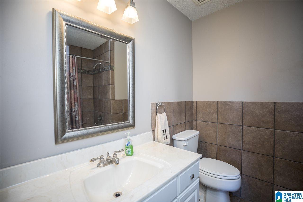 927 Rich Road Birmingham, AL 35215 - Photo 8 of 13 Gallery Image 8