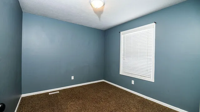 $469,500 | 2550 Willow View Drive, Jenison, MI 49428