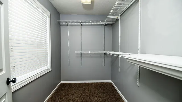 $469,500 | 2550 Willow View Drive, Jenison, MI 49428