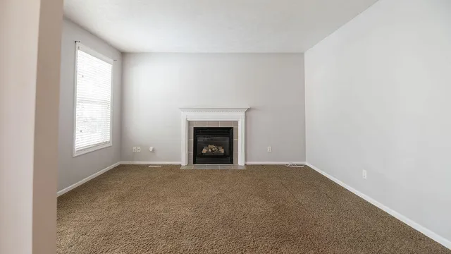 $469,500 | 2550 Willow View Drive, Jenison, MI 49428