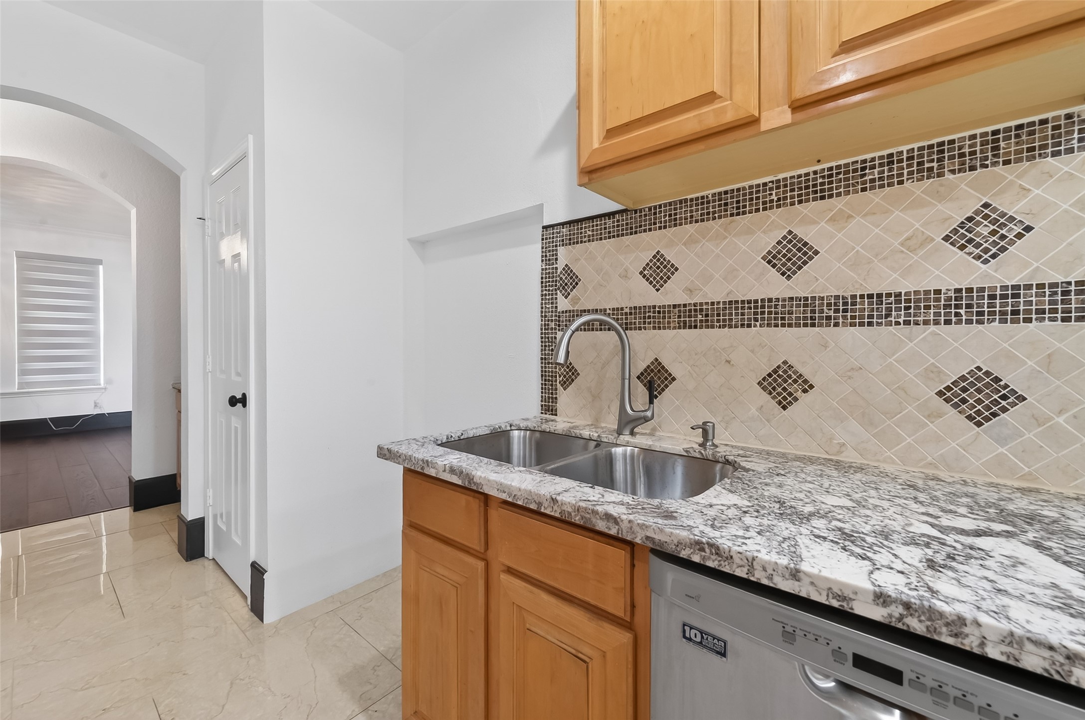 1311 Rene Court Sugar Land, TX 77479 - Photo 16 of 45