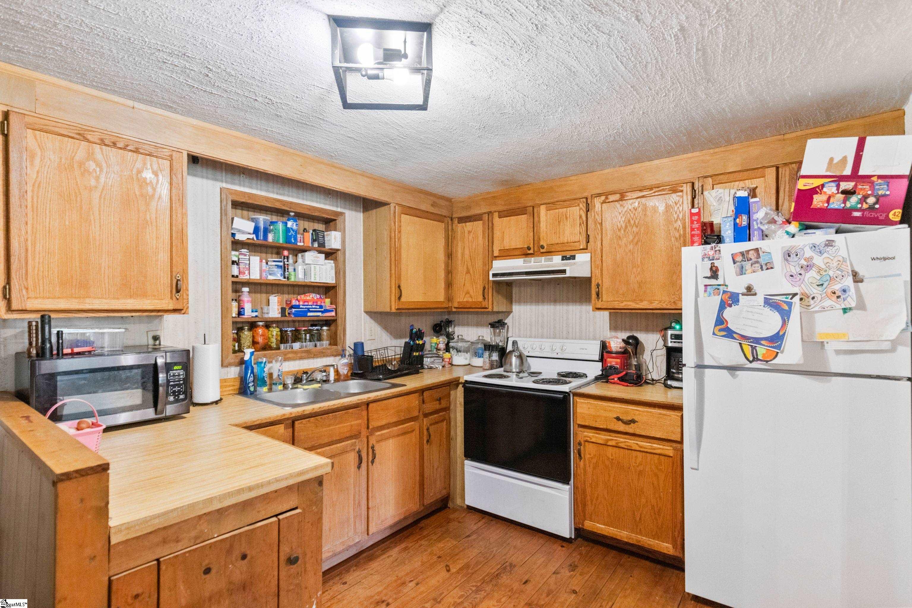 525 Fire Tower Road Williamston, SC 29697 - Photo 12 of 32