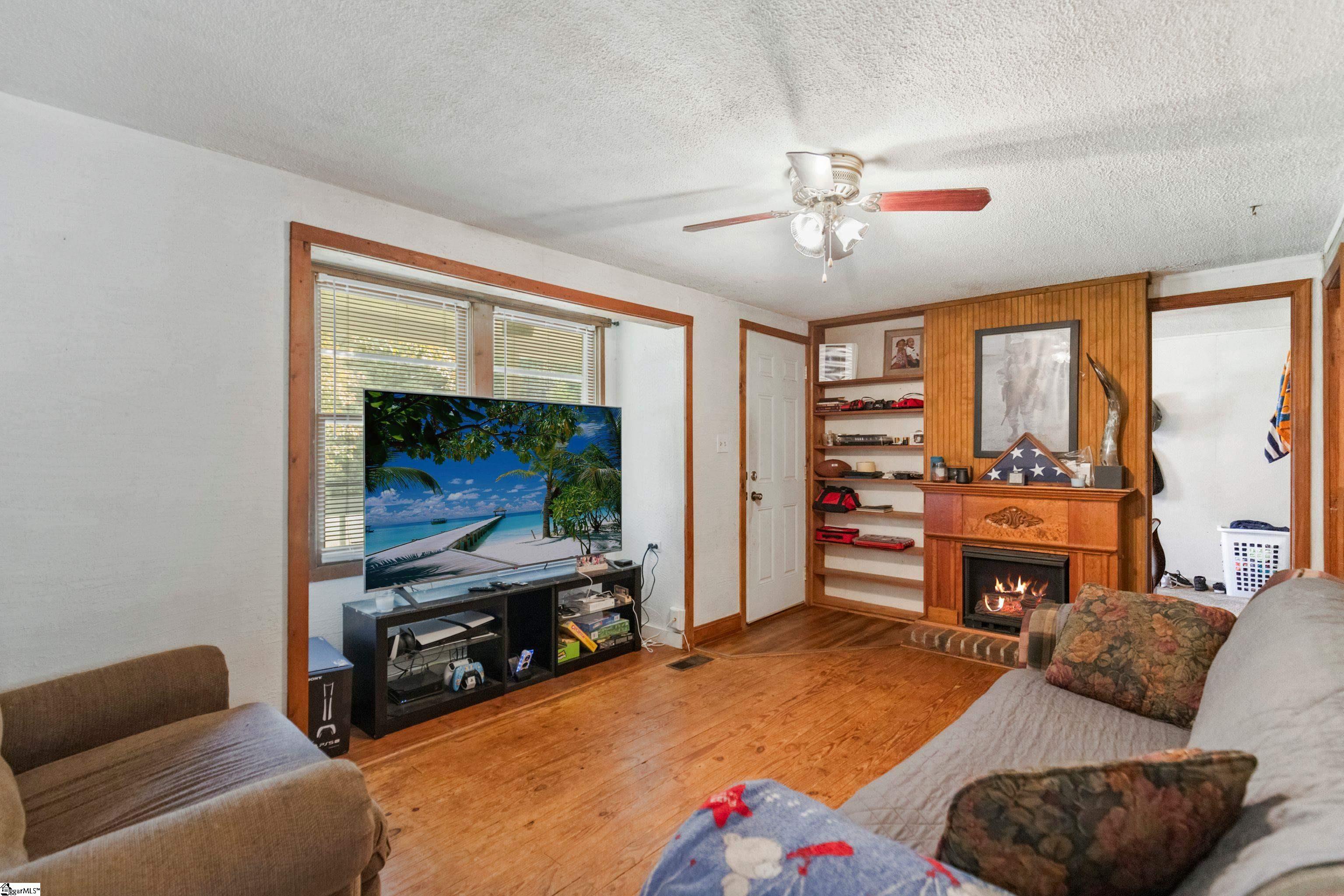 525 Fire Tower Road Williamston, SC 29697 - Photo 2 of 32