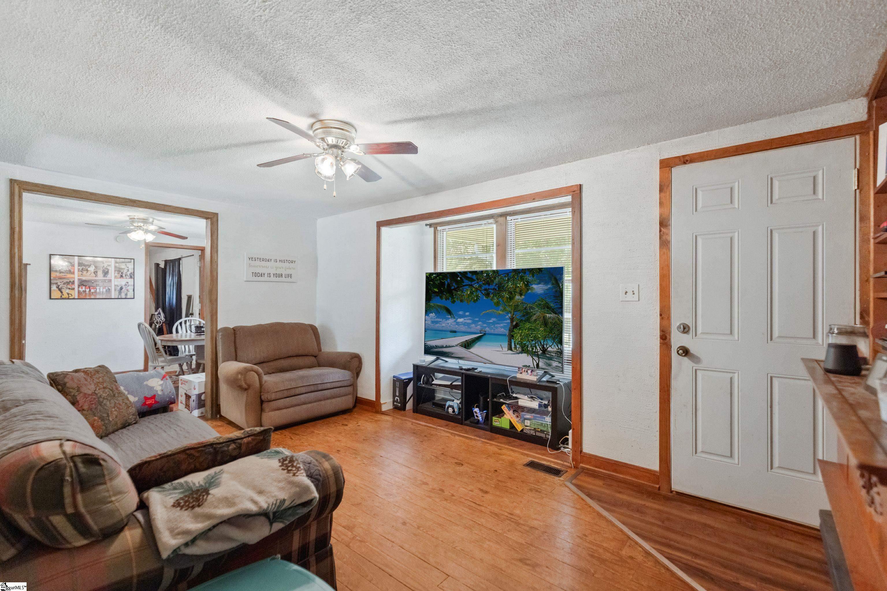 525 Fire Tower Road Williamston, SC 29697 - Photo 6 of 32