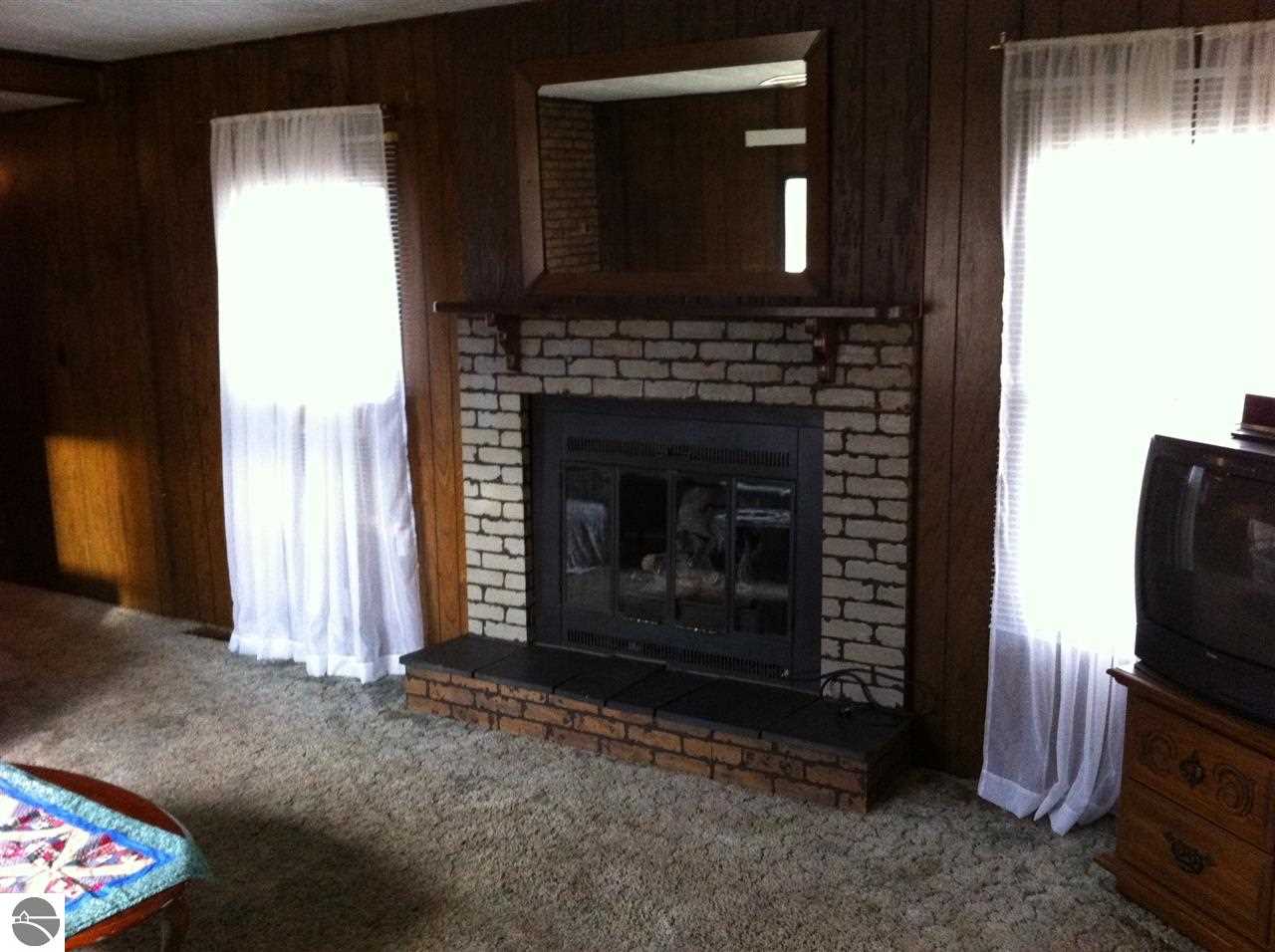 18235 Viaduct Road Copemish, MI 49625 - Photo 13 of 76 1778127-12.JPG