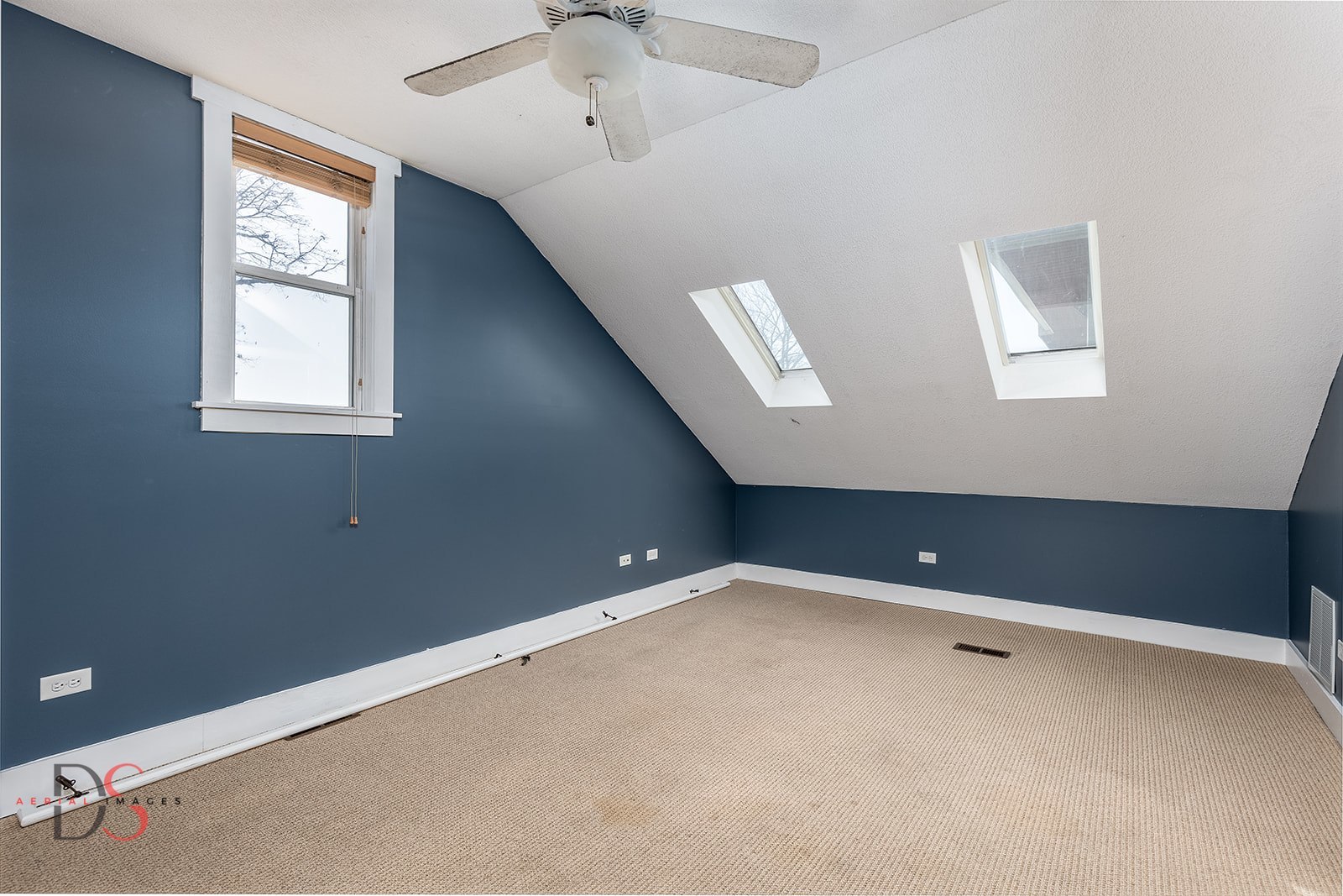 10978 A Crimmin Road Newark, IL 60541 - Photo 22 of 24 a view of an empty room with a window