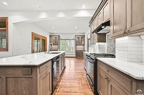 $765,000 | 527 Canyon Drive, Lawrence, KS 66049