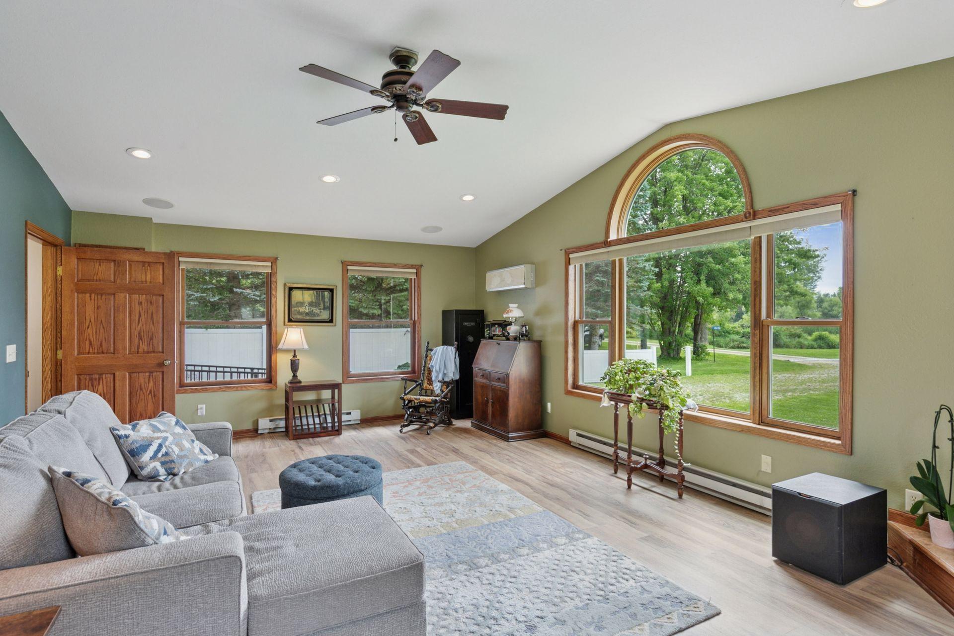 18662 Beach Lane Le Center, MN 56057 - Photo 15 of 38