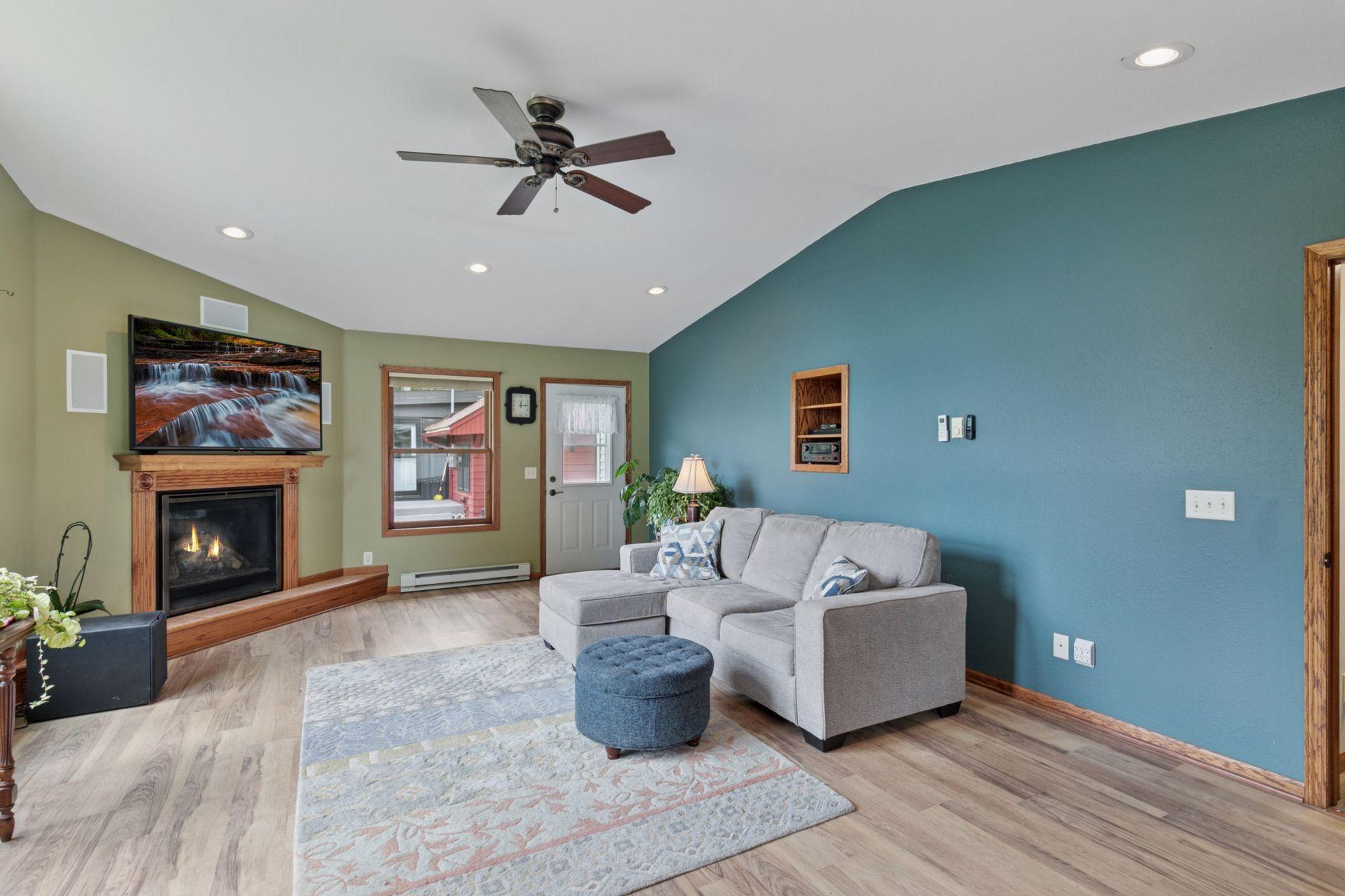 18662 Beach Lane Le Center, MN 56057 - Photo 17 of 38