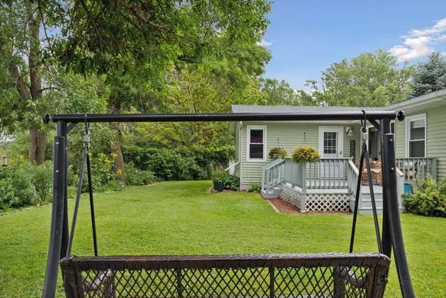 $475,000 | 18662 Beach Lane, Le Center, MN 56057