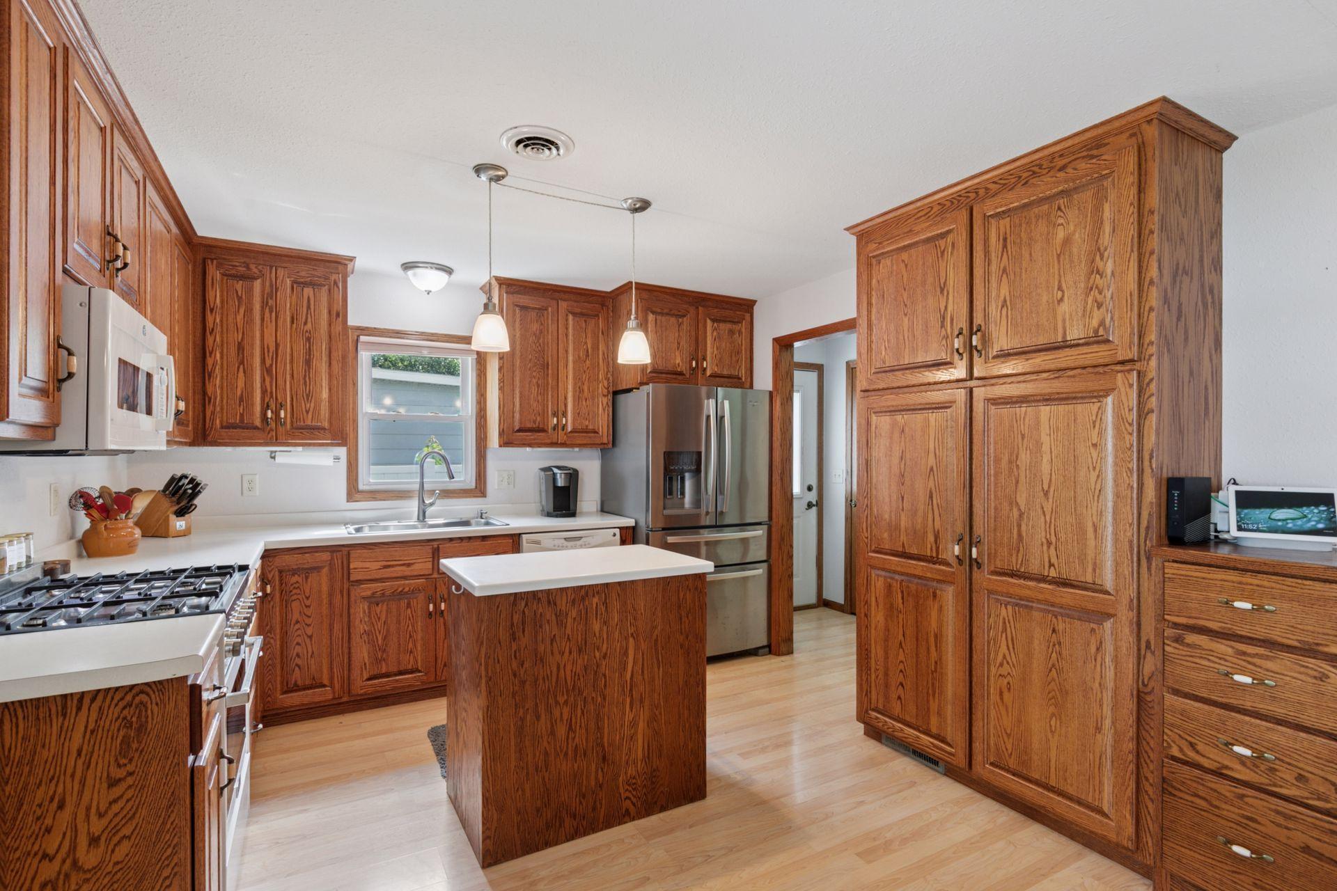 18662 Beach Lane Le Center, MN 56057 - Photo 5 of 38