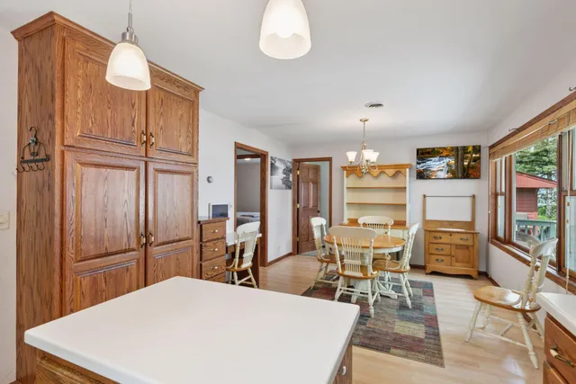 $475,000 | 18662 Beach Lane, Le Center, MN 56057