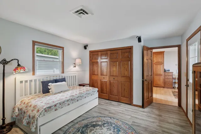 $475,000 | 18662 Beach Lane, Le Center, MN 56057