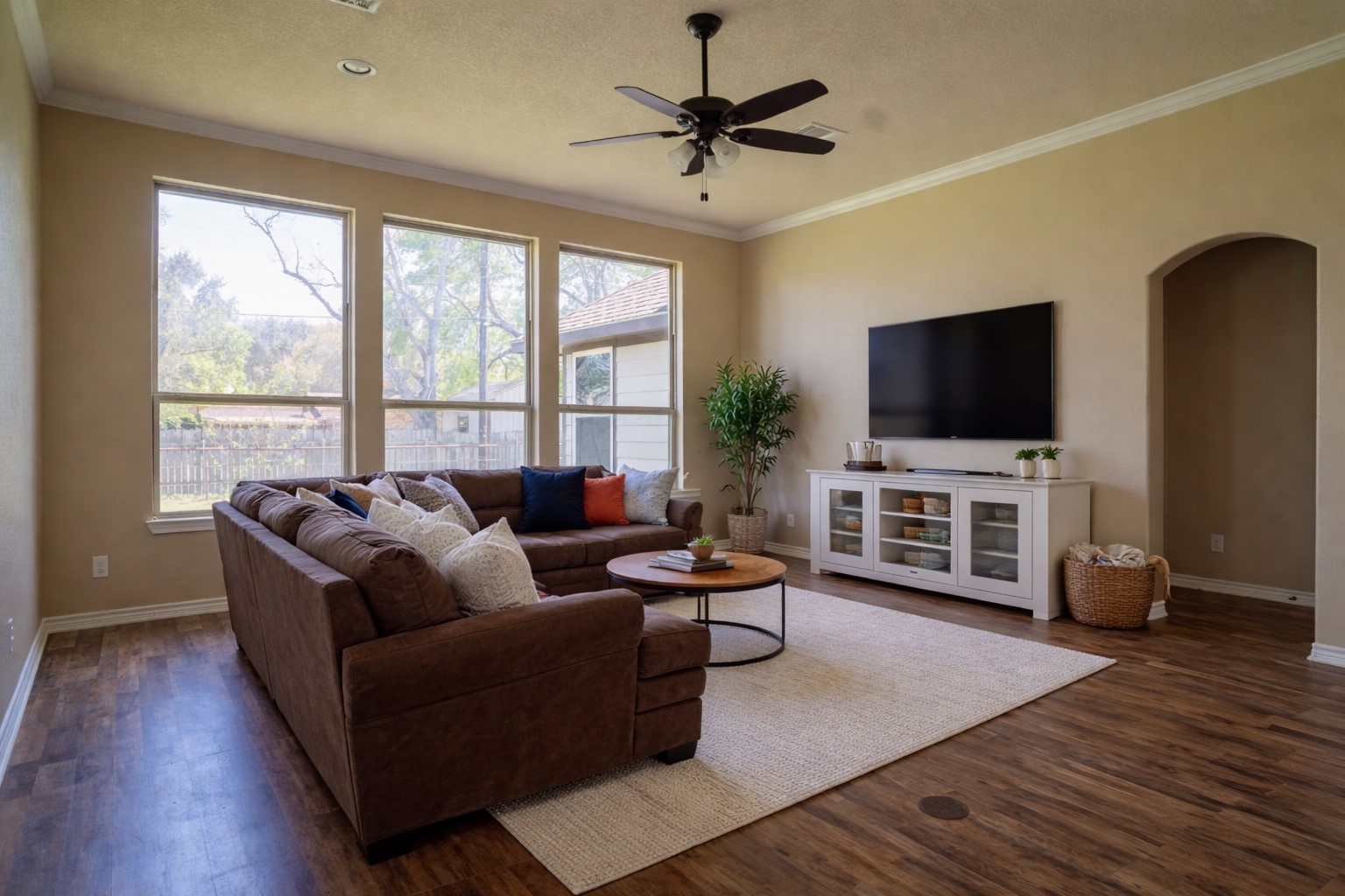 119 Hackberry Street Louise, TX 77455 - Photo 15 of 31 a living room with furniture and a flat screen tv
