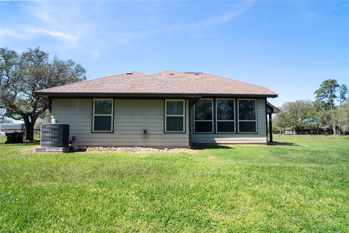 119 Hackberry Street Louise, TX 77455 - Photo 29 of 31 Spacious 0.8-acre lot