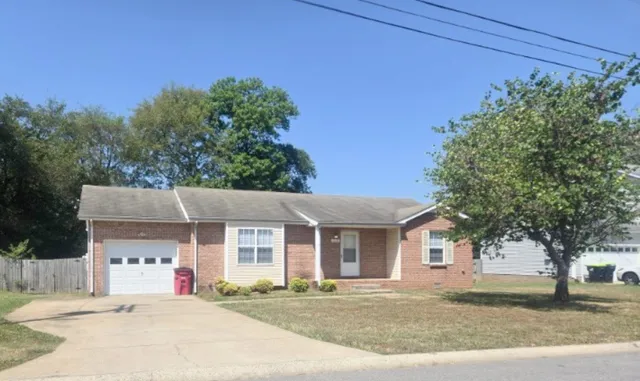 $1,400 | 3392 Pennridge Road, Clarksville, TN 37042