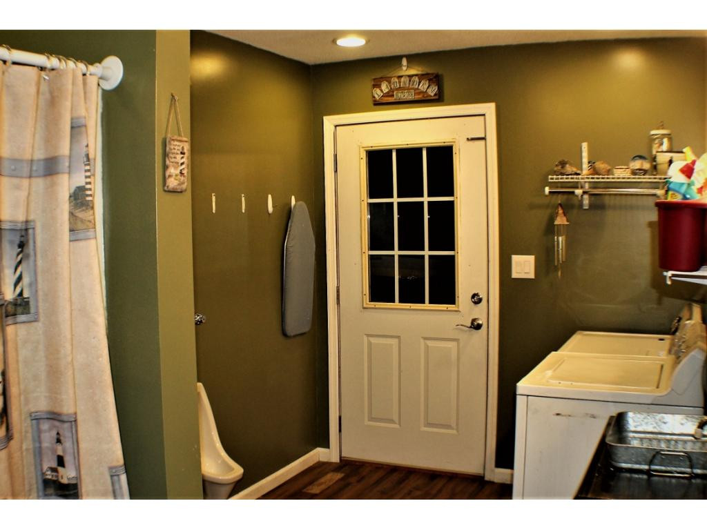 325 Piney Grove Road Hampton, TN 37658 - Photo 22 of 31 Photo 22