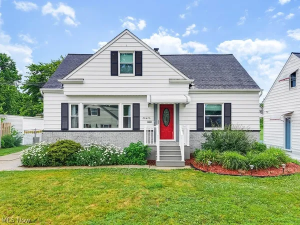 $229,900 | 30426 Thomas Street, Willowick, OH 44095