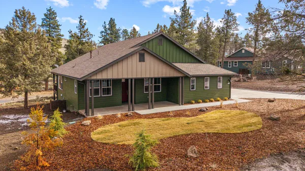 $595,000 | 1205 Vine Maple Drive, Klamath Falls, OR 97601