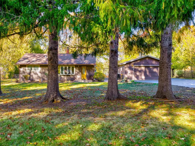 $335,000 | 13310 West Greenview Drive, Wadsworth, IL 60083