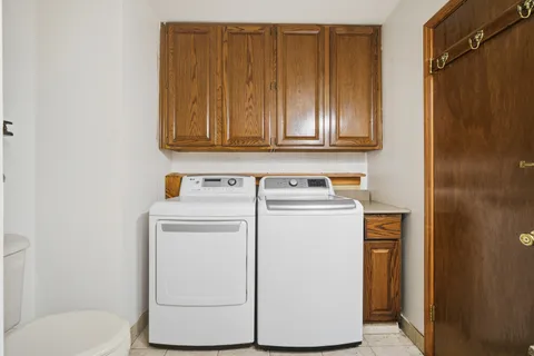 a view of an empty room with window