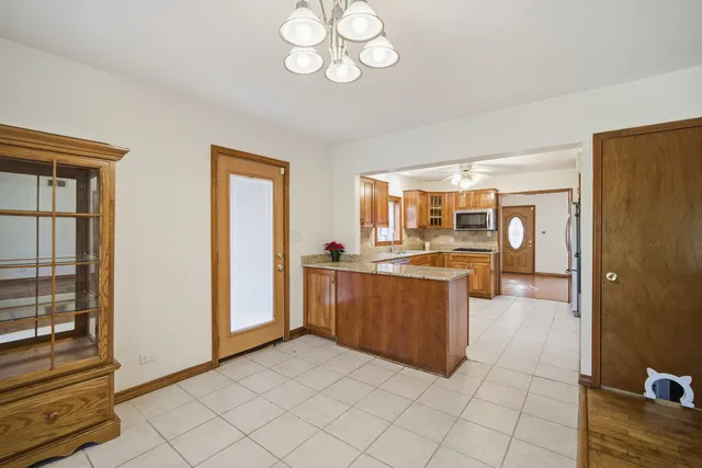 $335,000 | 13310 West Greenview Drive, Wadsworth, IL 60083