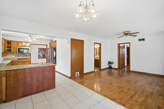 $335,000 | 13310 West Greenview Drive, Wadsworth, IL 60083