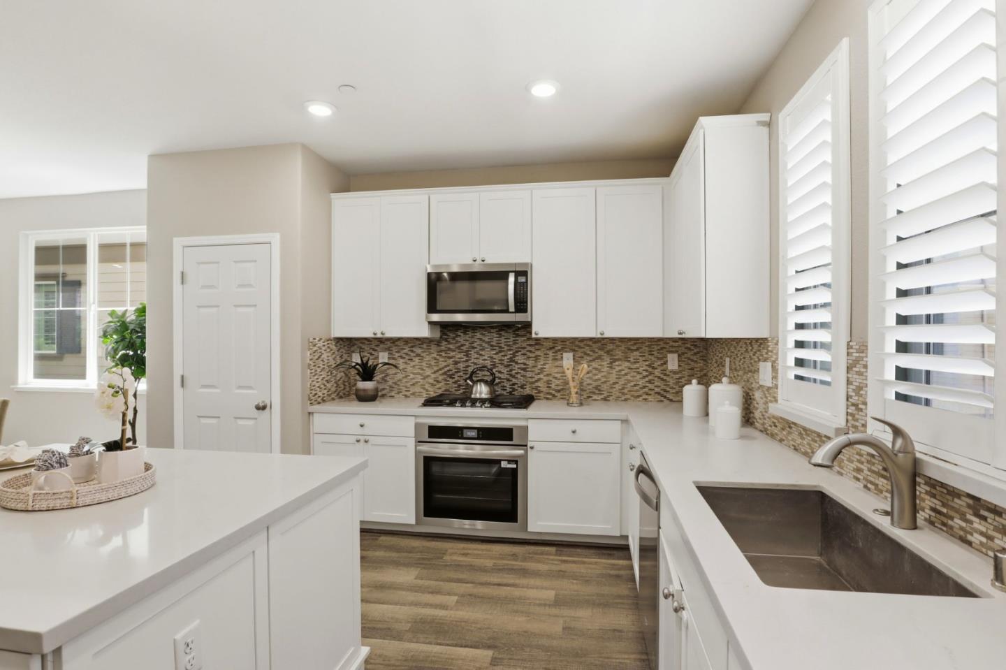 2220 Rosenblatt Street Hayward, CA 94544 - Photo 16 of 46