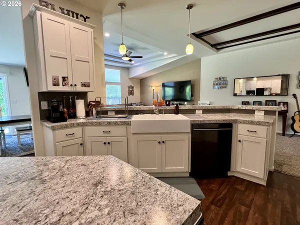 $1,795,000 | 9460 Southeast Jeanne Road, Unit 7200, Happy Valley, OR 97086