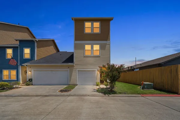 $231,500 | 3607 Vineyard Lane, Pasadena, TX 77504