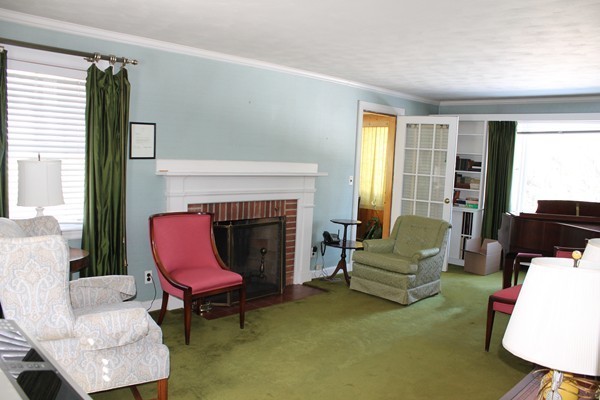 45 Amherst Road Newton, MA 02468 - Photo 5 of 8