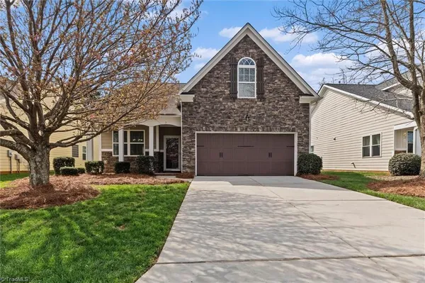 $369,900 | 2472 Birch View Drive, High Point, NC 27265