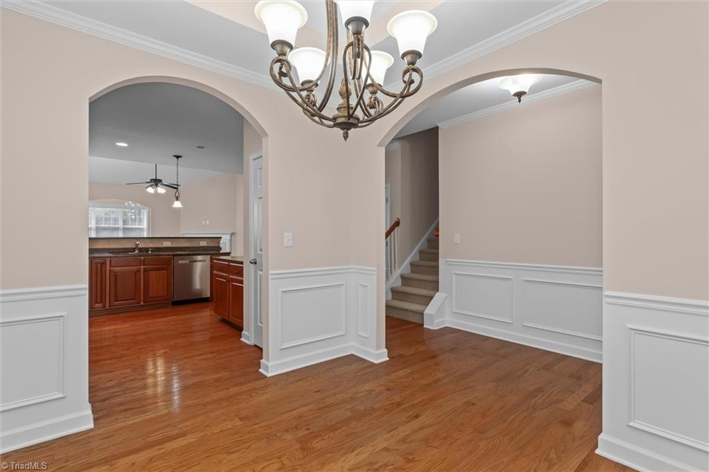 2472 Birch View Drive High Point, NC 27265 - Photo 6 of 36