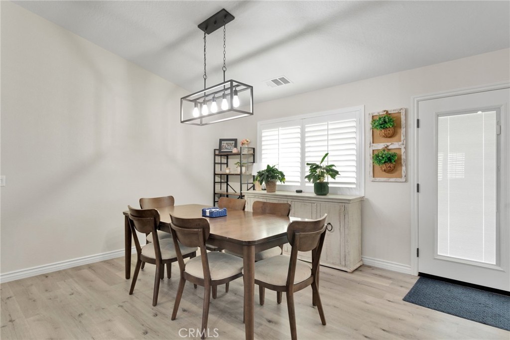 14825 Pela Road Apple Valley, CA 92307 - Photo 9 of 44