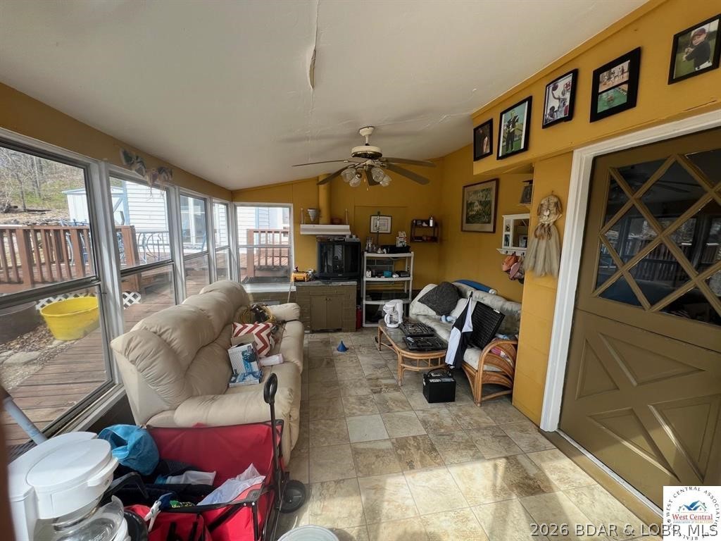 29703 Water's Edge Road Lincoln, MO 65338 - Photo 17 of 50