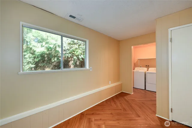 $3,000 | 5492 Northeast Laura Court, Poulsbo, WA 98370