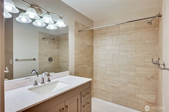 $3,000 | 5492 Northeast Laura Court, Poulsbo, WA 98370