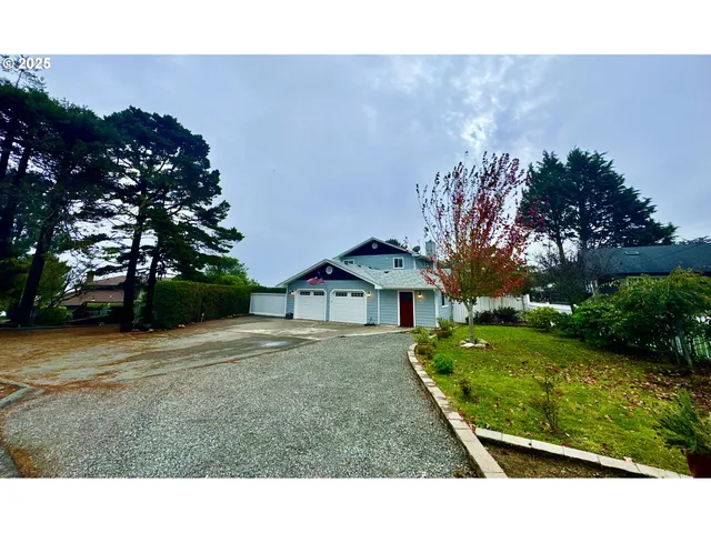 $699,000 | 20 Seascape Court, Brookings, OR 97415