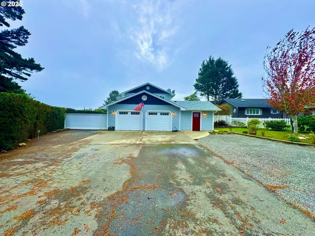 $699,000 | 20 Seascape Court, Brookings, OR 97415