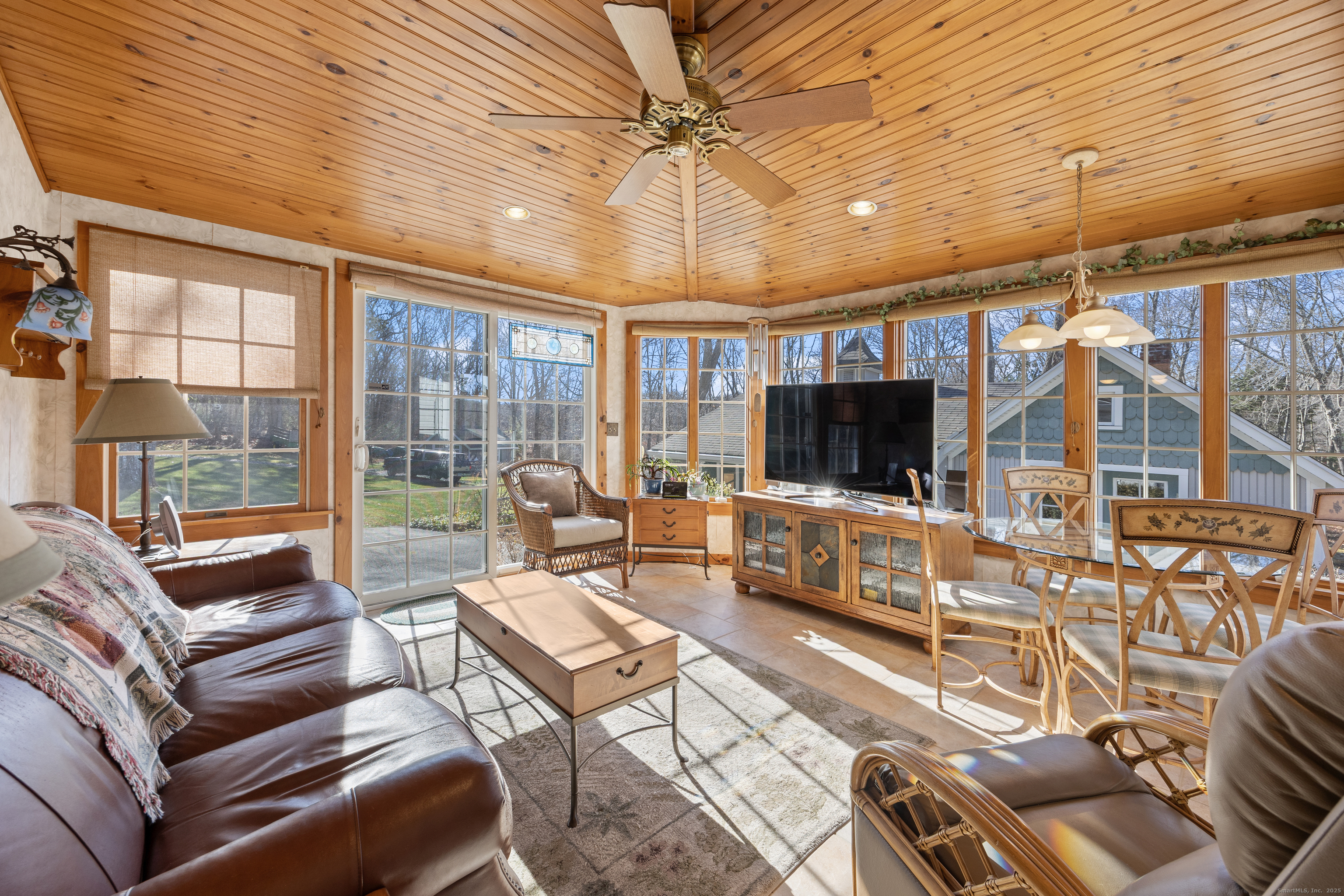 71 Tartia Road East Hampton, CT 06424 - Photo 4 of 40