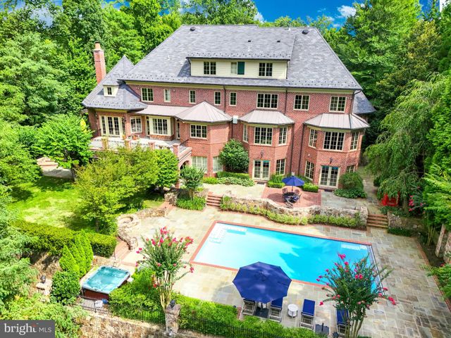 $4,100,000 | 852 Alvermar Ridge Drive, McLean, VA 22102