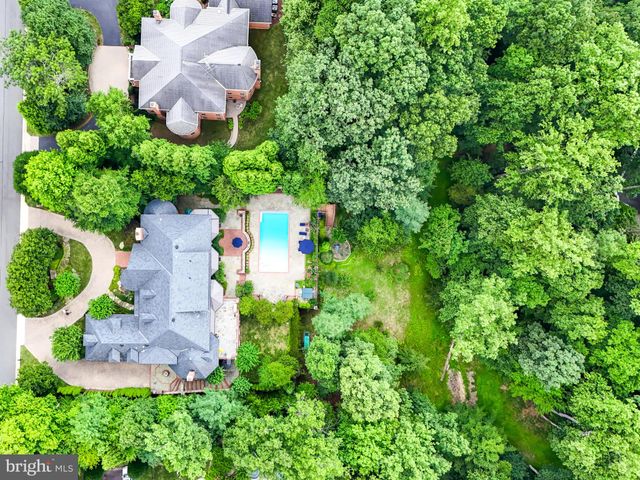$4,100,000 | 852 Alvermar Ridge Drive, McLean, VA 22102
